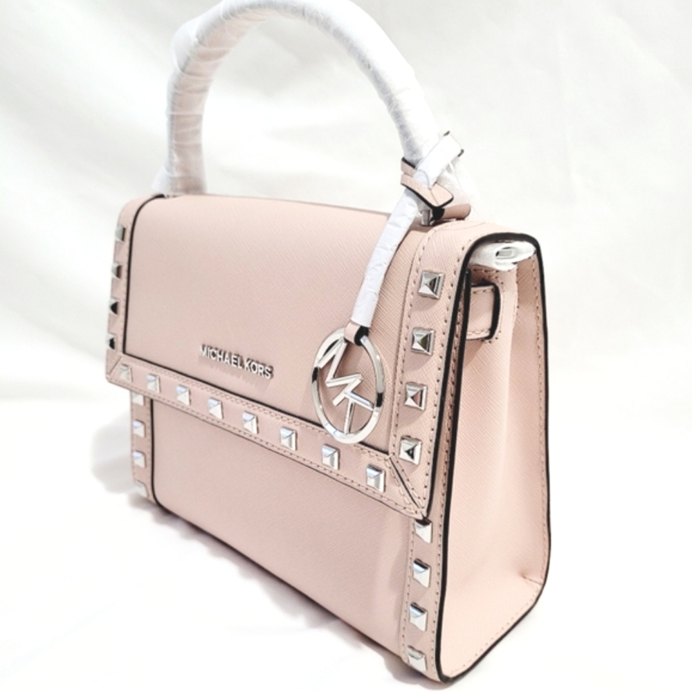 🏷1 DAY SALE🏷🩷Micheal Kors Dillon MD TH Studded Charm Messenger Satchel🩷